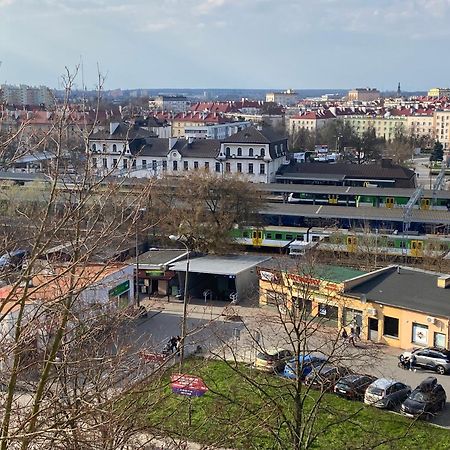 Mieszkanie Blisko Dworca Pkp Appartement Radom Buitenkant foto